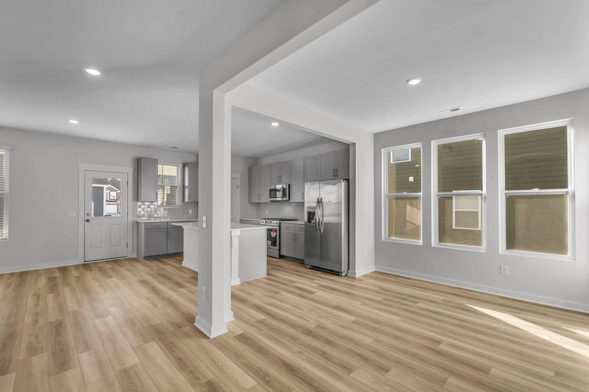 Building Photo - 361 Euclid Dr