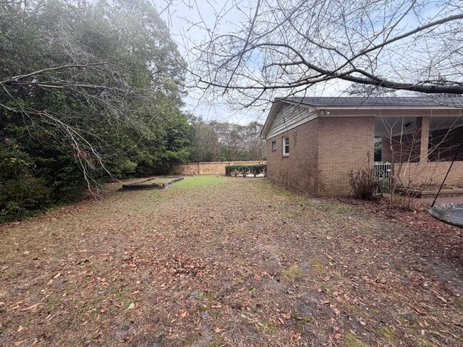 Building Photo - 115 Adams Ave