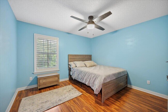 Building Photo - 1805 Brooke Beach Dr