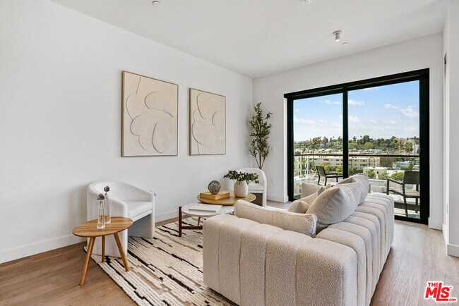 Building Photo - 10700 Tabor St