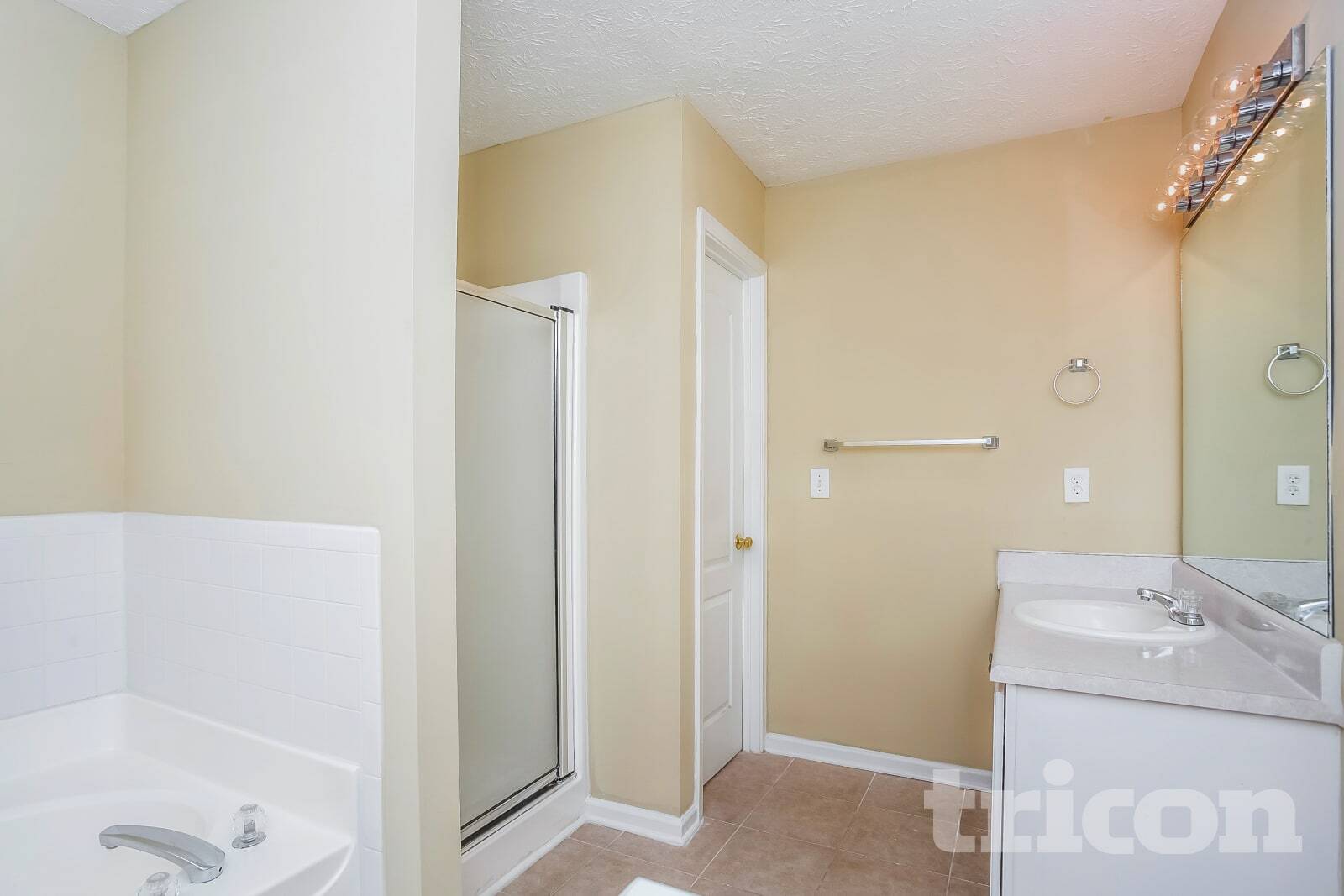 Building Photo - 5020 Towne Park Dr