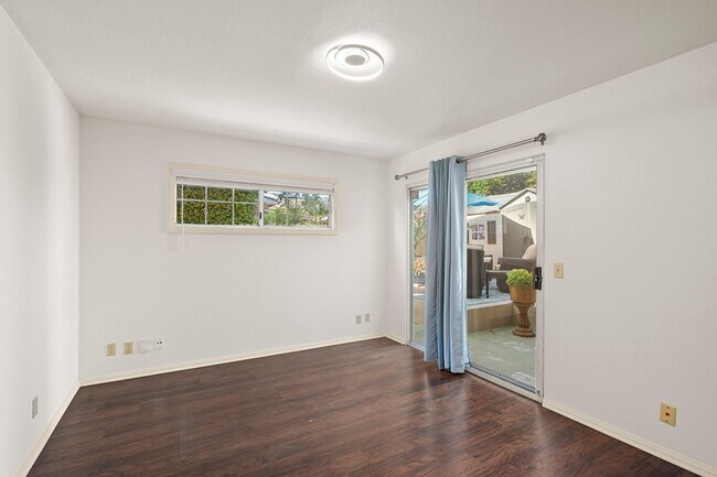 Building Photo - Ocean View La Jolla Home | 3BR + 3BA | Patio, Balcony & 2-Car Garage