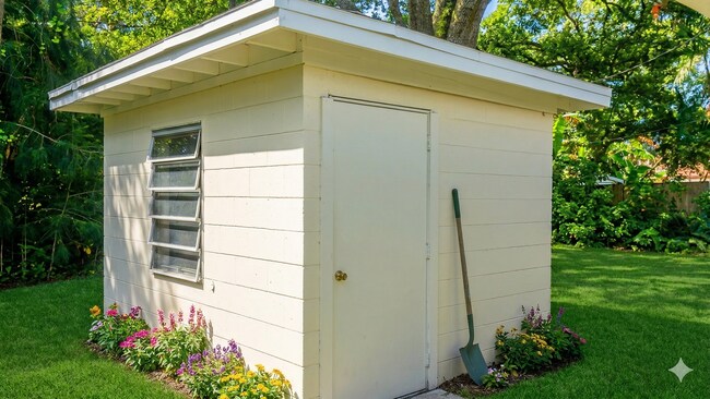 Building Photo - Updated 4-Bedroom Home for Rent in Pinellas Park | Spacious Layout | Stainless Steel Appliances