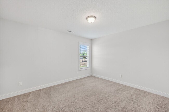 Building Photo - Welcome to Onslow Bay