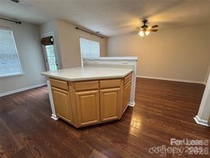 Building Photo - 8763 Robinson Forest Dr