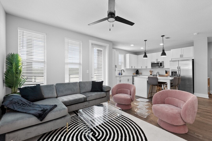 Primary Photo - 11830 Buckfield Cir