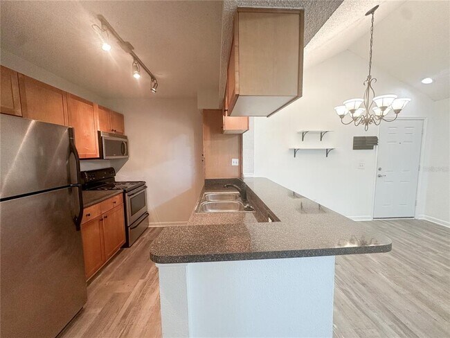 Building Photo - 2500 Winding Creek Blvd