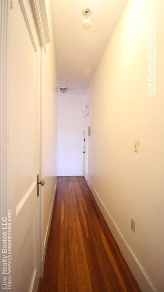 Building Photo - 1258 Commonwealth Ave