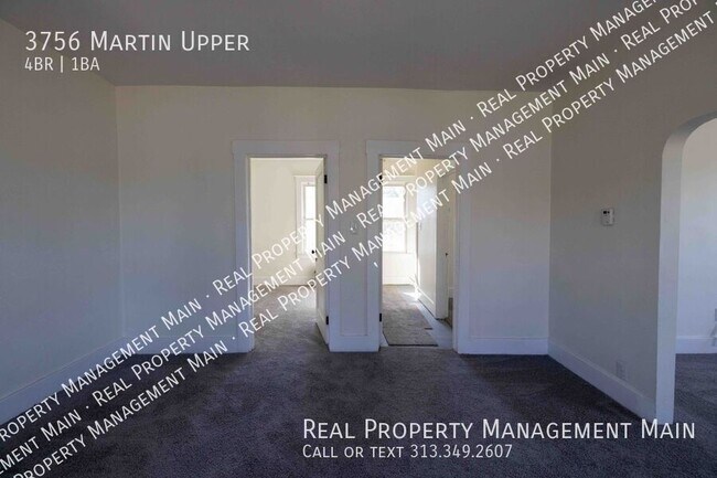 Building Photo - 3756 Martin St
