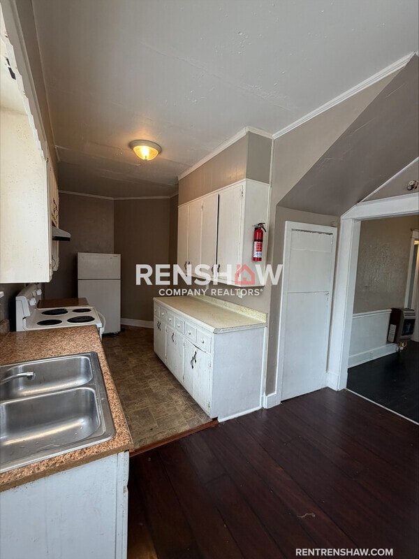 Building Photo - 112 Tomlin St