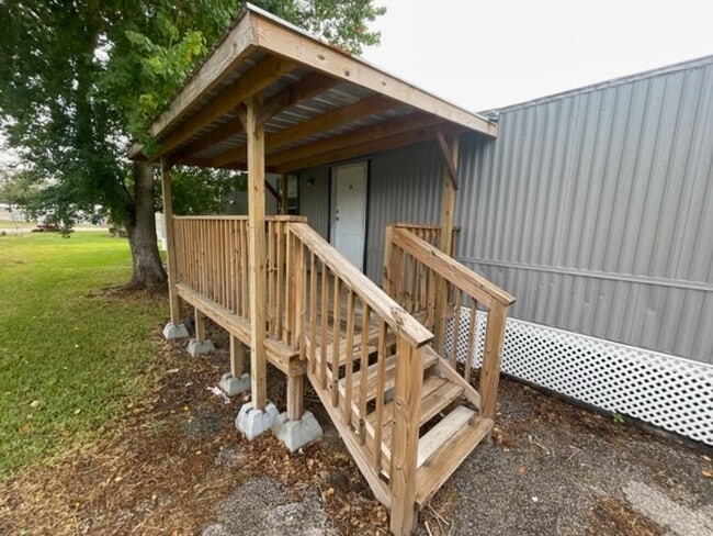 Building Photo - 1 Cotton Bayou Cir