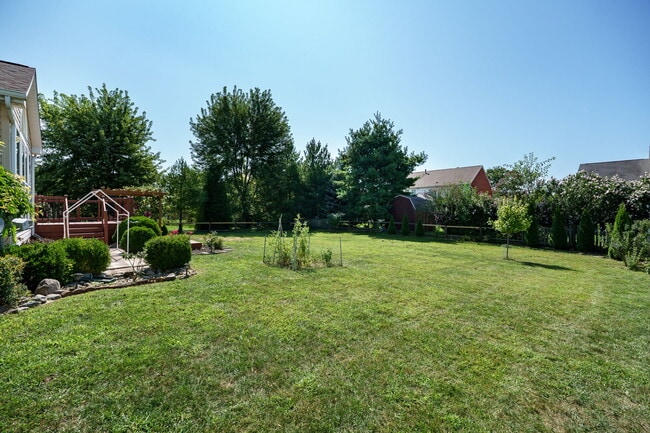 Building Photo - 2233 Oakbrook Blvd