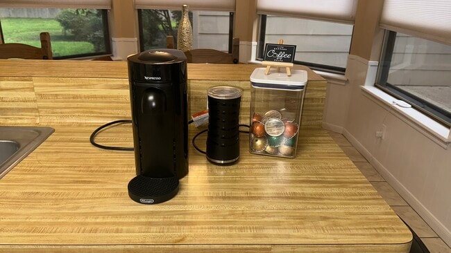Coffee/ nespresso - 4806 Havenwoods Dr