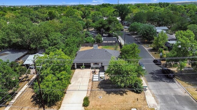 Building Photo - 2018 Wheless Ln