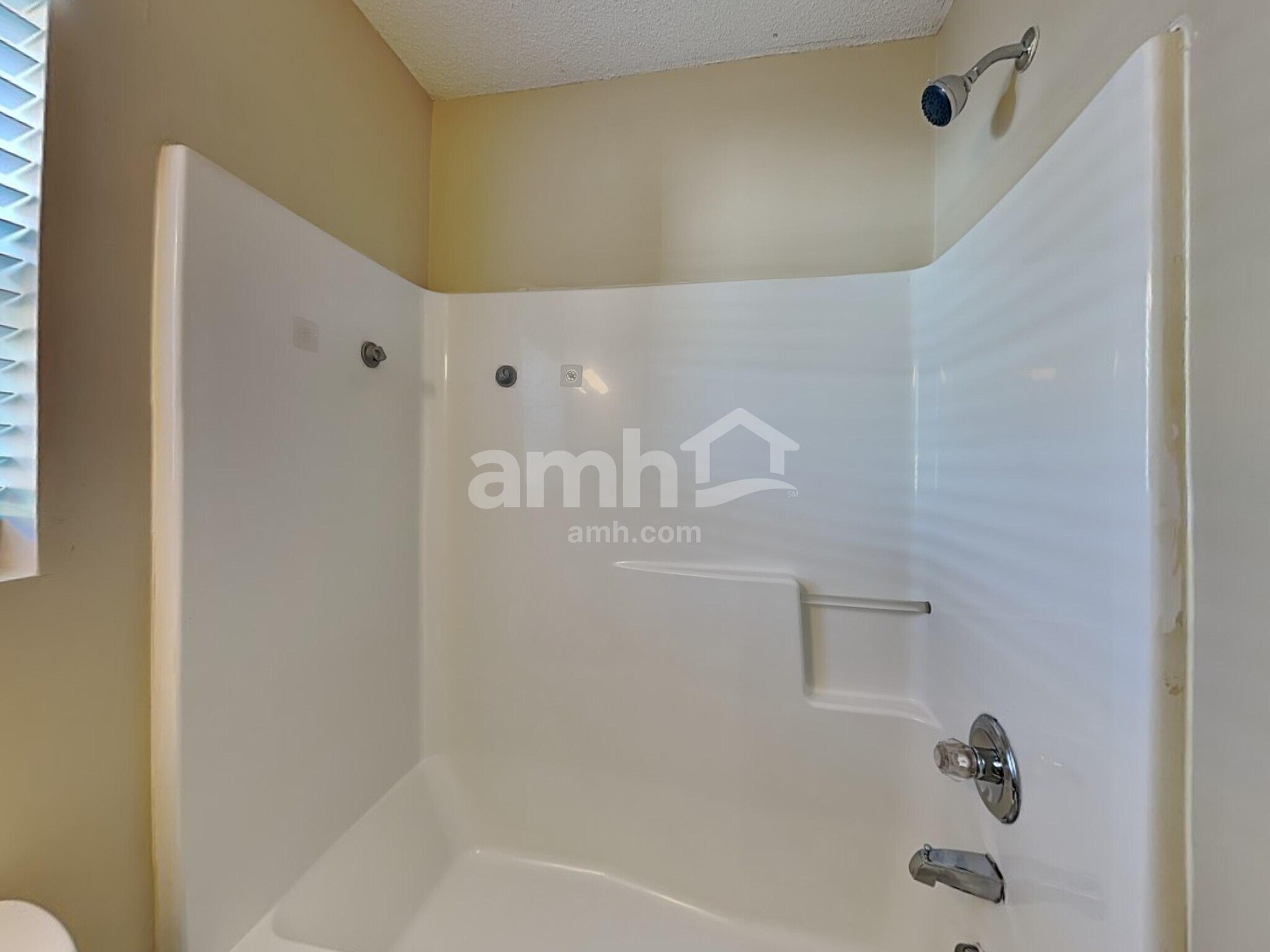 Building Photo - 3669 Marshlane Way