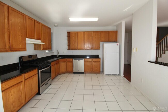 Building Photo - 27 Pin Oak Dr