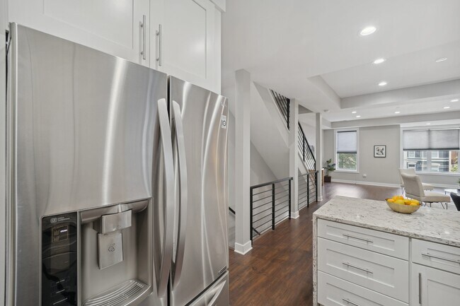 Building Photo - 48 New York Ave NW