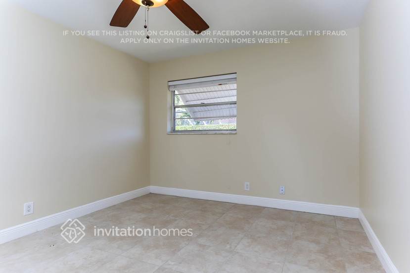Building Photo - 12758 Guilford Cir