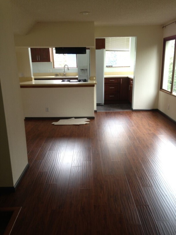 Building Photo - 1127 N 85th St