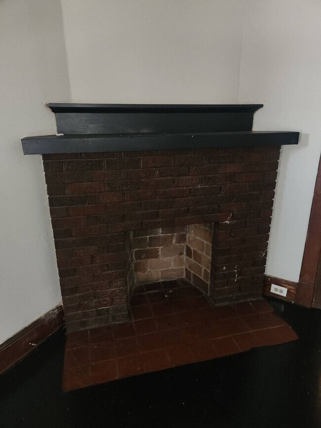 Building Photo - 1736-1738 Coit RD