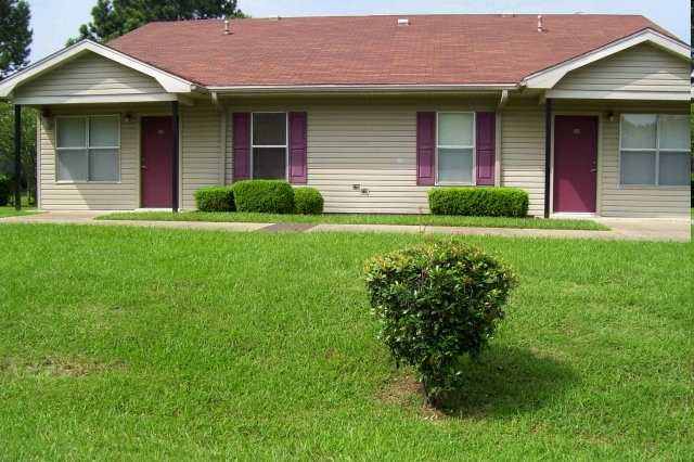 Building Photo - Indian Hills