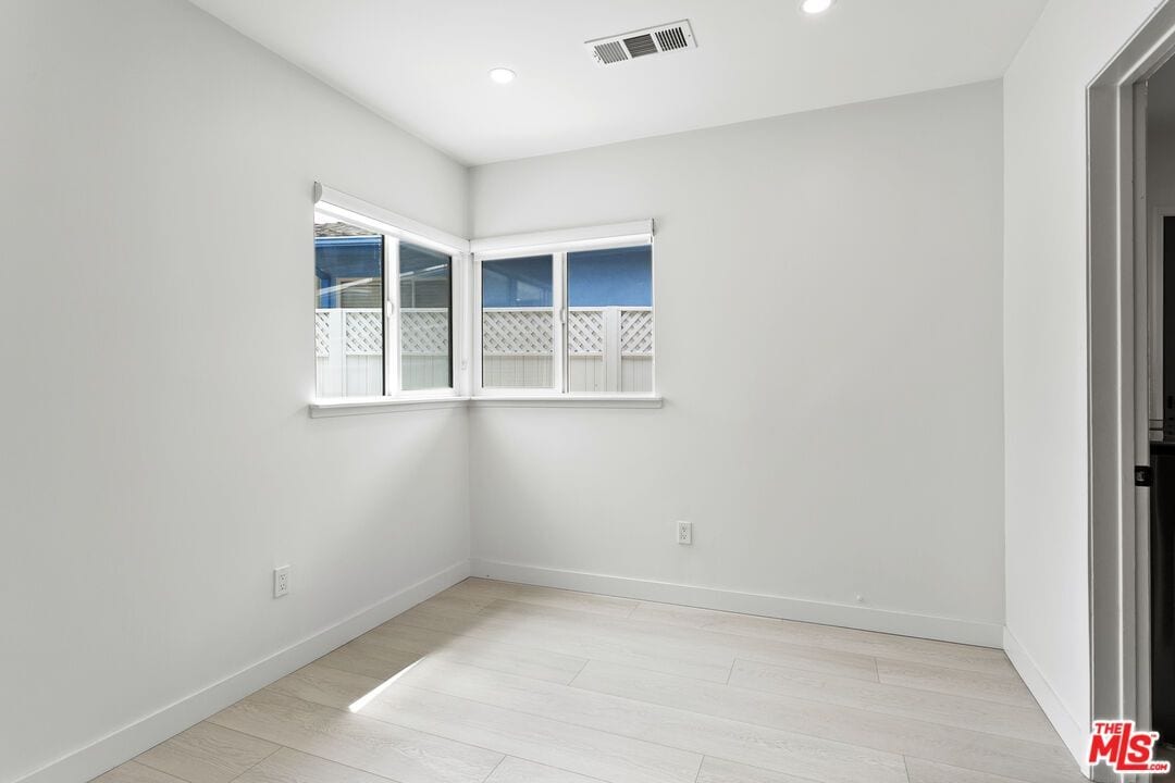 Building Photo - 4444 Don Felipe Dr