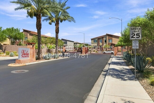 Building Photo - 7204 Sunray Point St