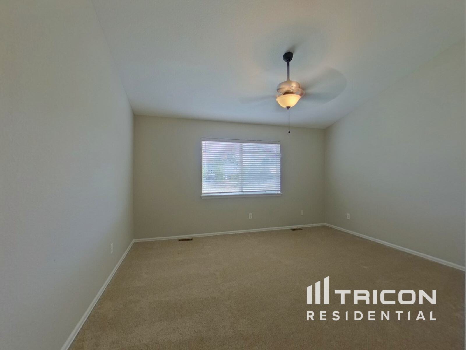 Building Photo - 12606 S Sopris Creek Dr