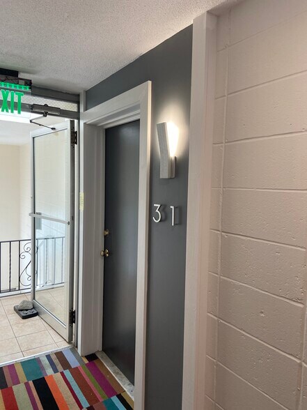 Building Photo - 11 Murdock St