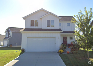 Building Photo - Beautiful Single Family Home