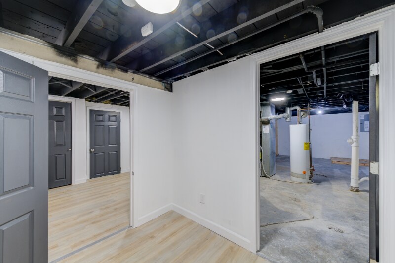 Building Photo - 9701 Echo Ln
