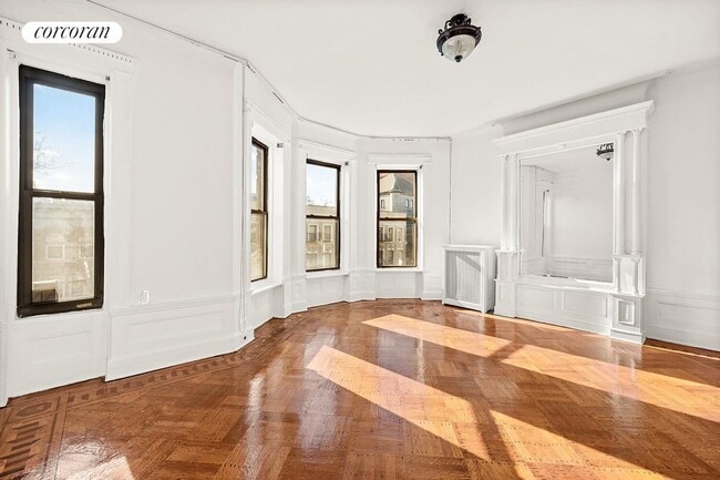 Building Photo - 1291 Dean St