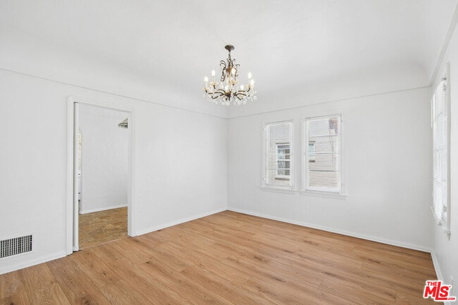 Building Photo - 9221 Alcott St
