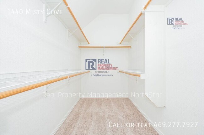 Building Photo - 1440 Misty Cove Dr