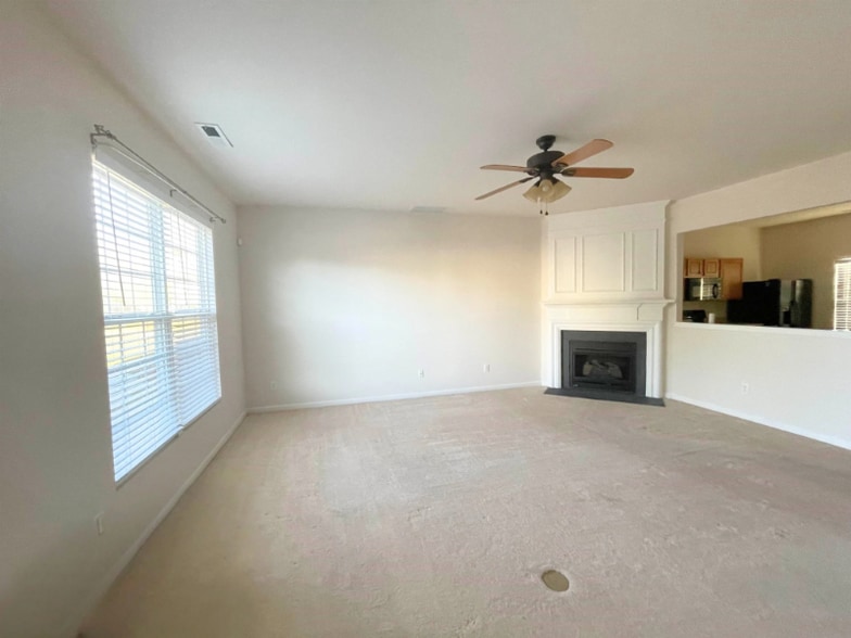 Building Photo - 5128 Brooke Lauren Ln