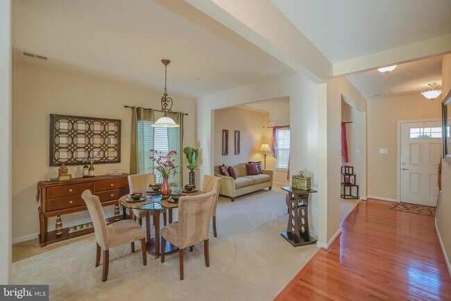 Building Photo - 2975 Kincaid Dr