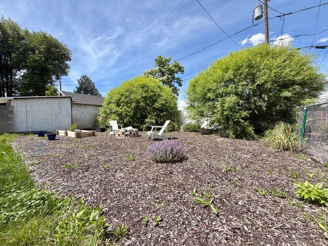 Building Photo - Updated 4-Bedroom Home in Salt Lake City!