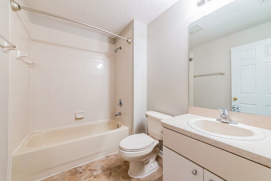 Building Photo - 3432 70th Glen E