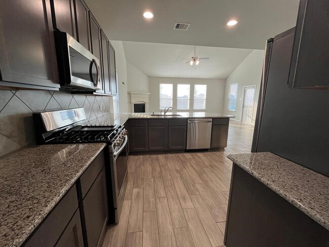 Building Photo - 3134 Everwood Trl