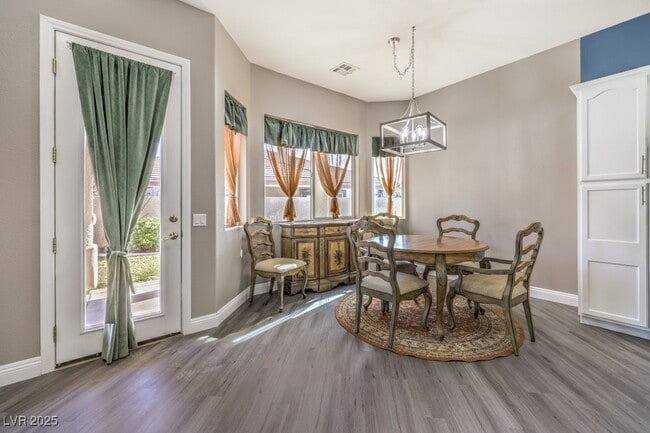 Building Photo - 10575 Regal Stallion Ave
