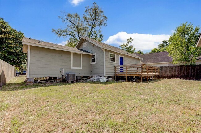 Building Photo - 8709 Knox St