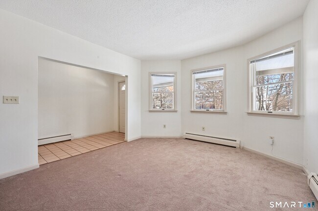 Building Photo - 1-3 Magnolia St