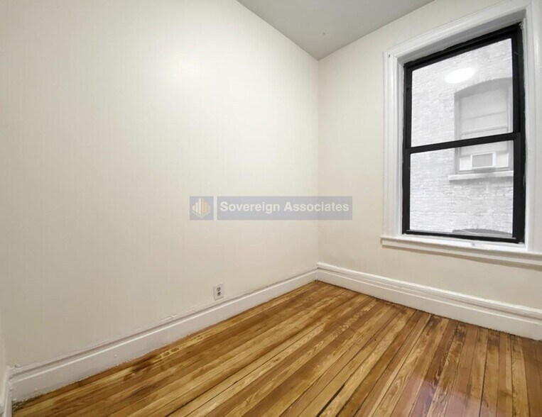 Building Photo - 182 Claremont Ave