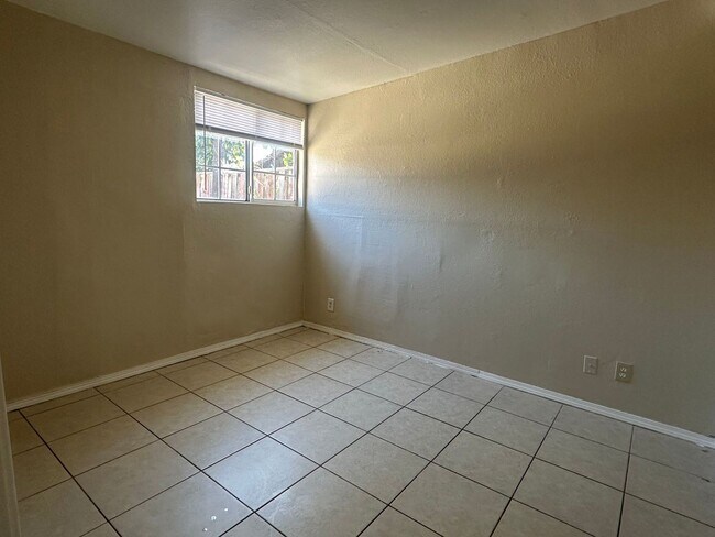 Building Photo - 209 Ferguson Ave