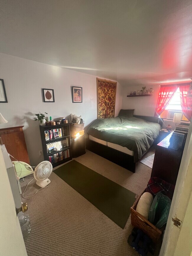 2nd Bedroom - 5412 Hermit Ter