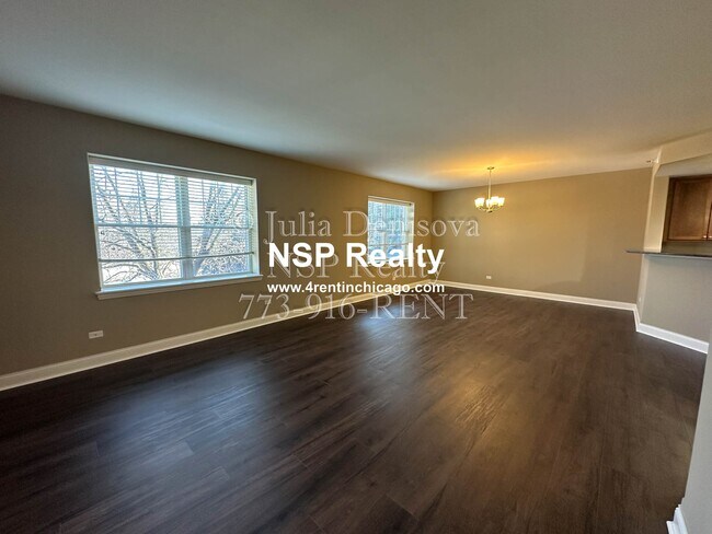 Building Photo - 2 Itasca Rd