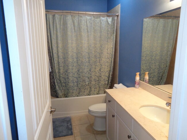 Building Photo - 2626 Webb Ave