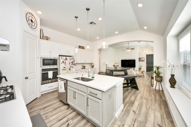 Building Photo - 920 Pismo Crk Ln