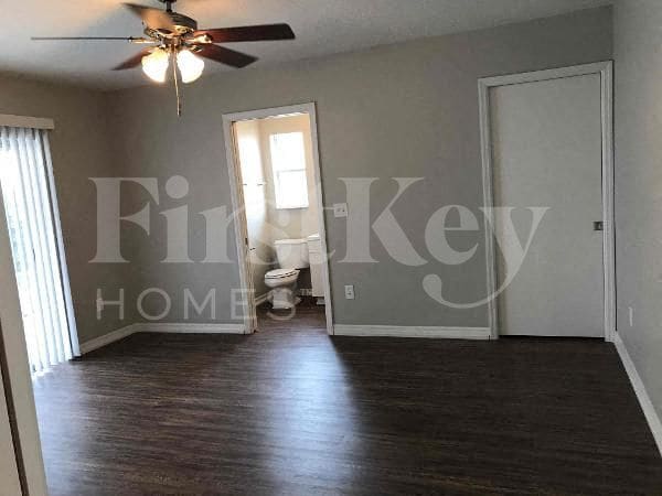 Building Photo - 4707 W Bay Ave