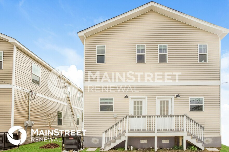 Building Photo - 3161 4th Ave S